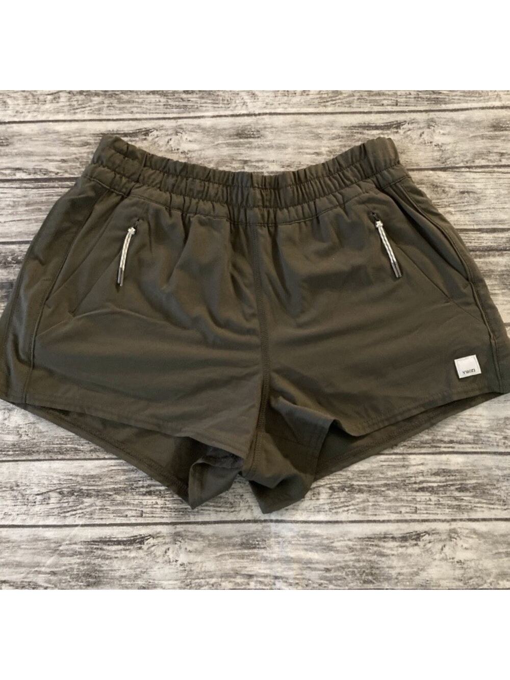 Vuori Clementine 2.5" Performance Athletic Running Shorts Green Women's size S